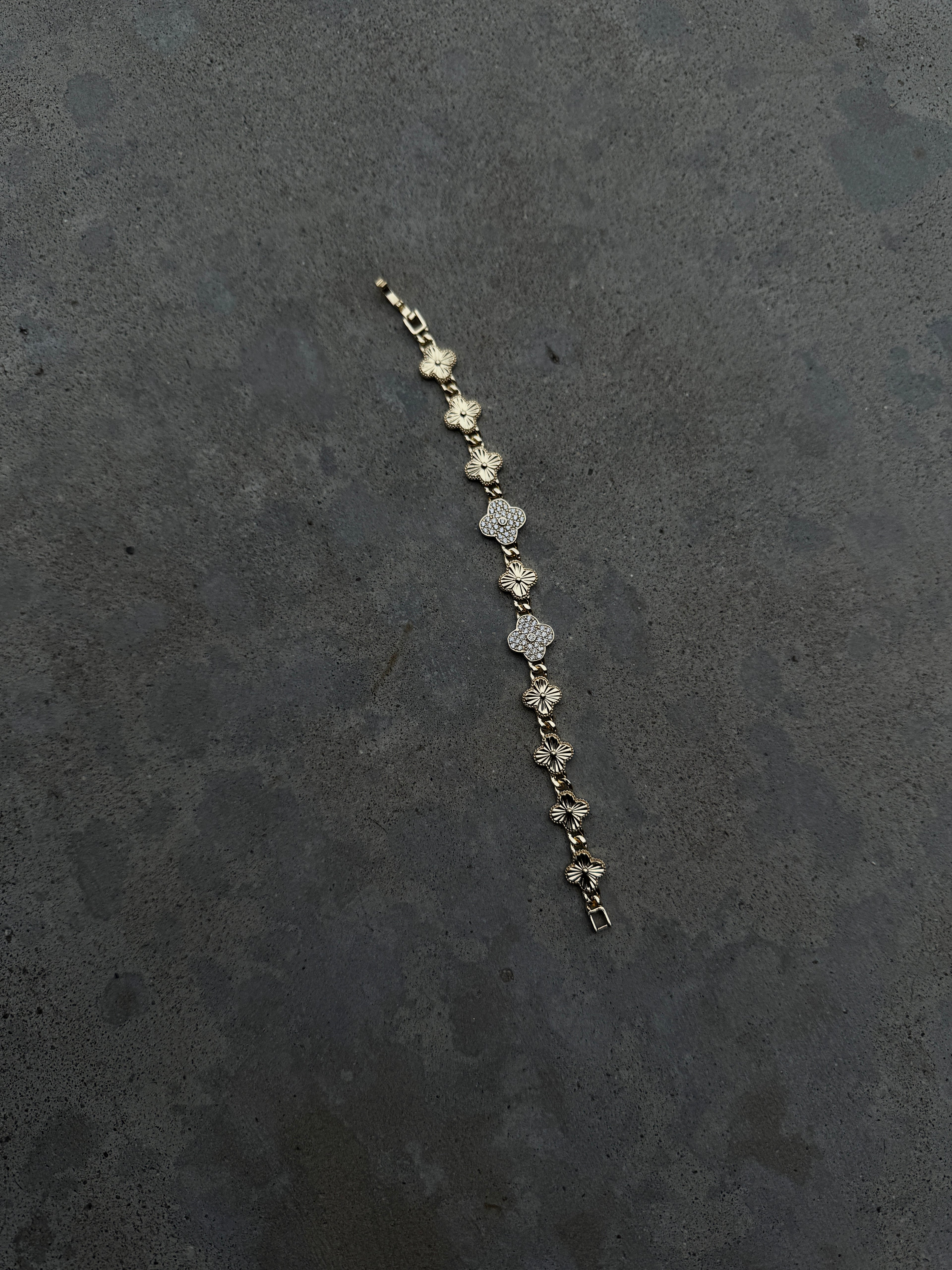 18kt GOLD FILLED FLORENCIA SPRING BLOSSOM CZ BRACELET